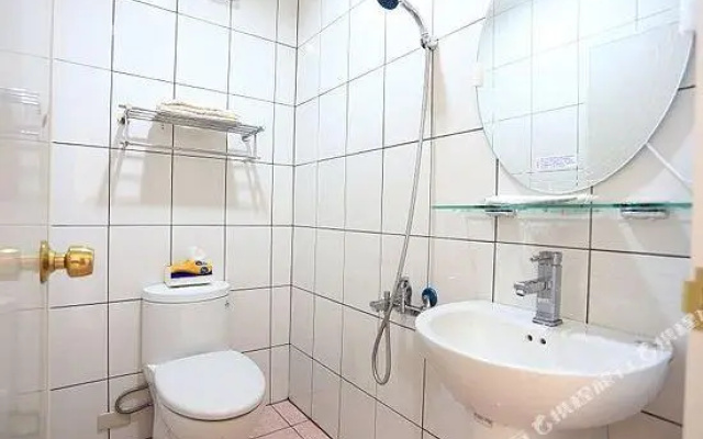 Cyuan Min Guest House
