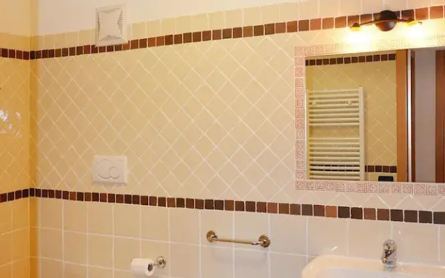Apartment in Pellizzano With Paid Sauna