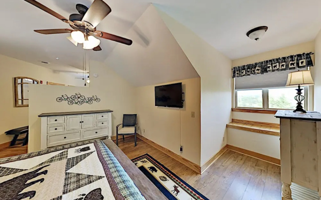 830golf1 2 Bedroom Condo