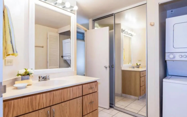 Waikiki Shore Ws305