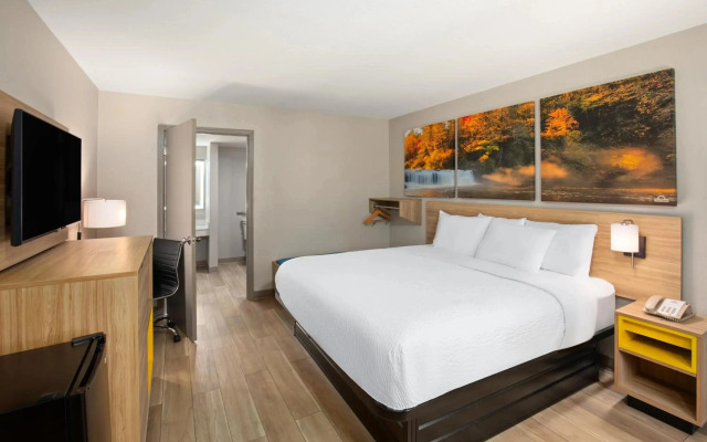 Days Inn by Wyndham Helen