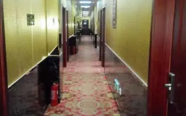South Weizhou Chaoyue Express Hotel