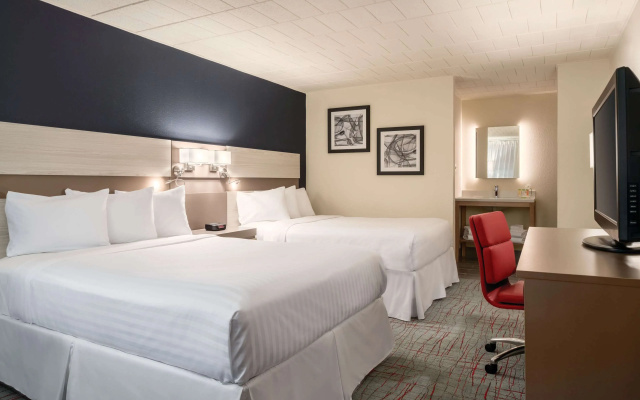 Ramada by Wyndham Indiana