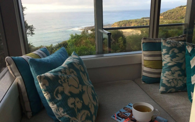 Points South By The Sea