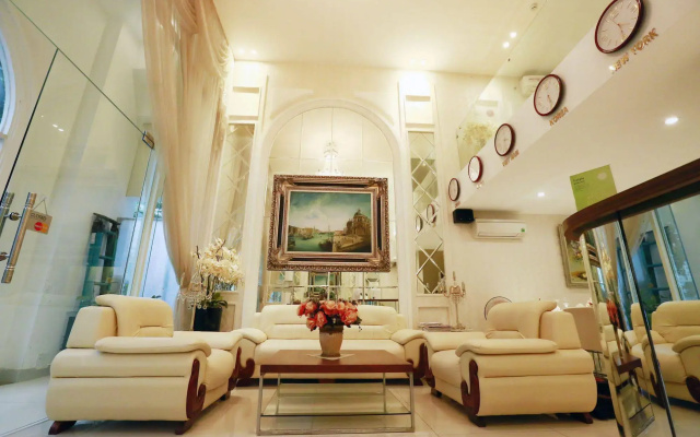 Brightness Hotel