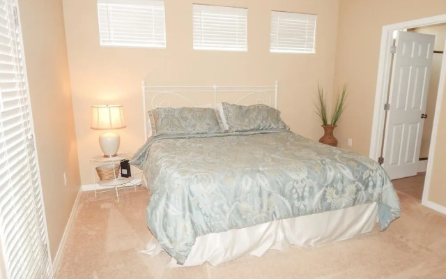 049 Beach Comber