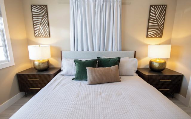 Lighthouse Suites Collection
