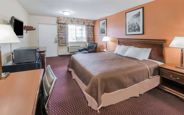 Grove City Travel Inn Columbus South