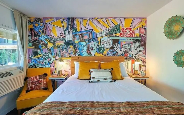 The Kenton Hotel