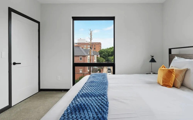 CozySuites at Block20