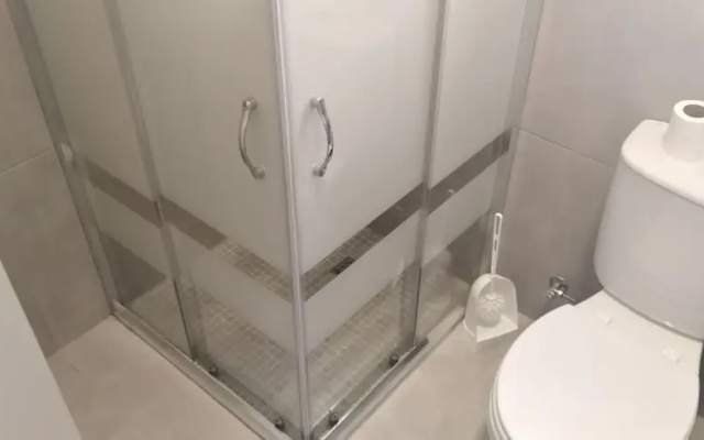 Studio Free Parking 300m Walking to Beach Burgau