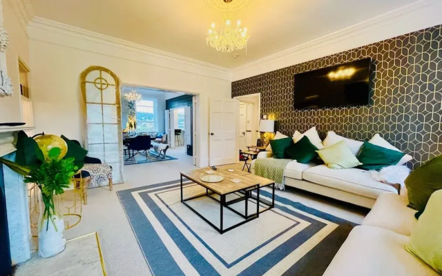 The Paragon Penthouse - Stunning Views over Bath!