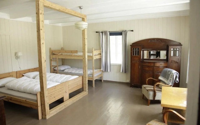 Brekke Gard Hostel