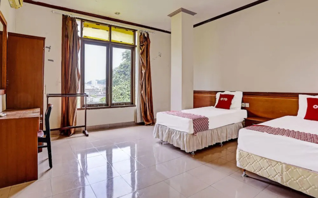 OYO 91862 Hotel Hayani