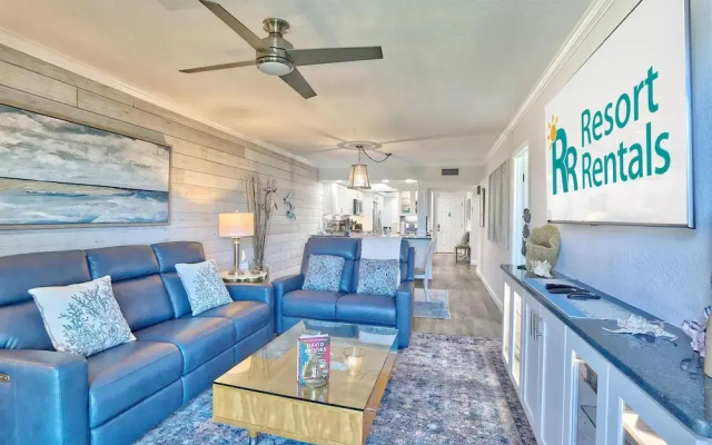 Land's End 11-302 Beach Front - Premier