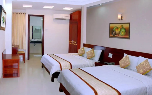 Ngoc Thach Hotel