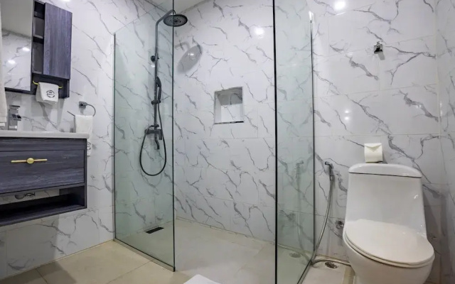 Villa Twelve27