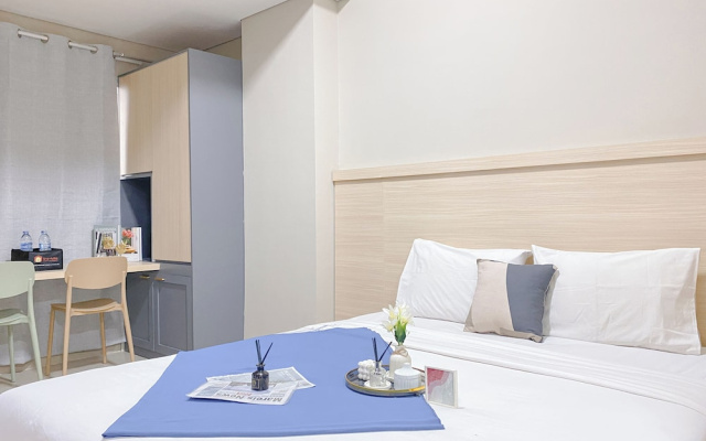 Good And Spacious Studio Lrt City Royal Sentul Park Apartment
