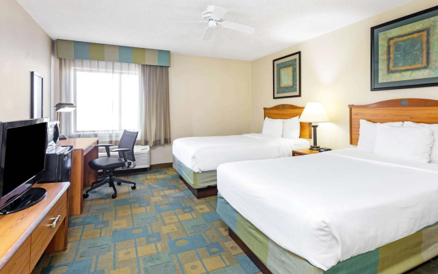 La Quinta Inn & Suites by Wyndham El Paso East