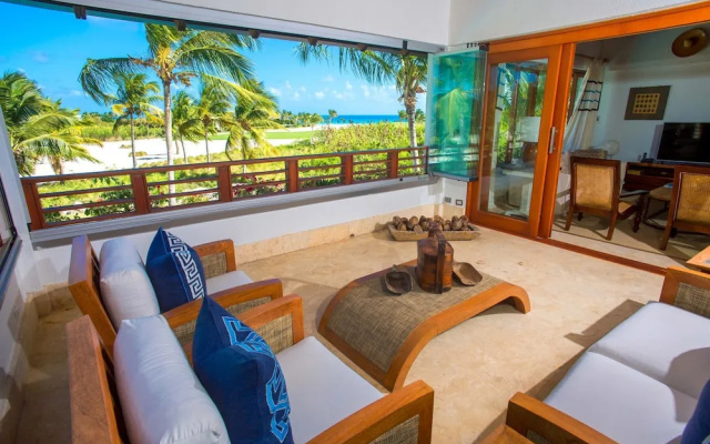 Oceanview Lux Villa - With Eden Roc Club Access