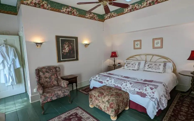 Garden and Sea Inn