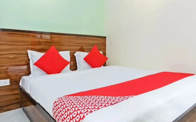 Shree Mahalaxmi by OYO Rooms