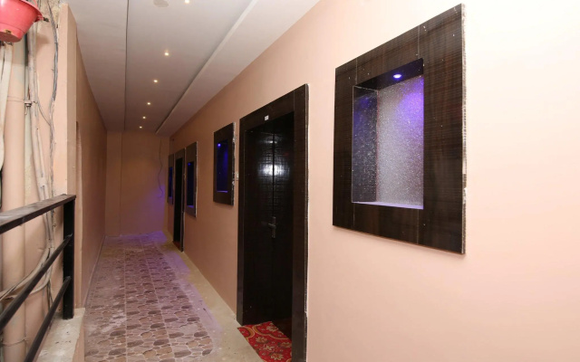 OYO 40622 Shahi Guest House