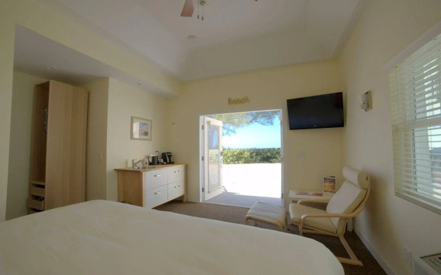 Casey Key Resorts - Beachfront
