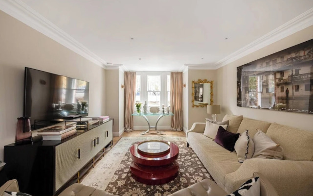 Luxury House Next To Chelsea Battersea Park