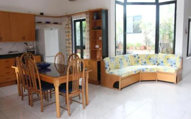 Nirvana Maisonette 36