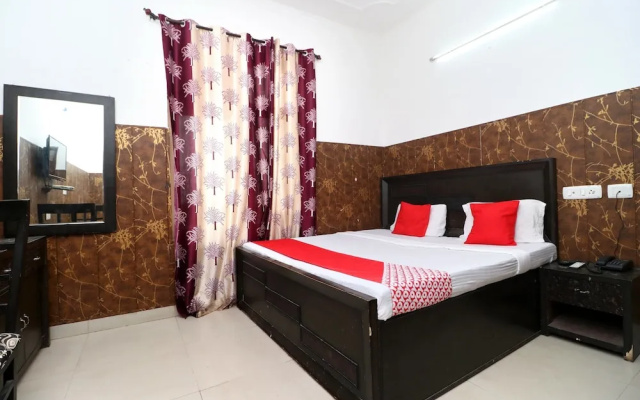 Hotel Punjab Residency By OYO Rooms