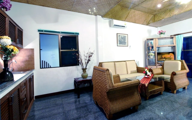 Ya Nui Resort