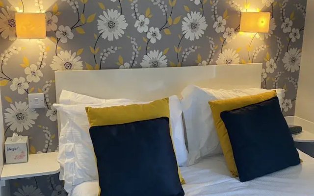 The Kings Arms Hotel