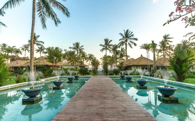 Tjendana Candidasa Beach & Resort