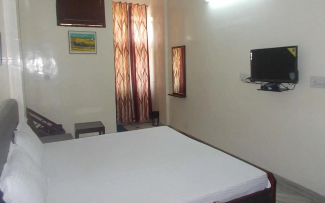 Rudraksh Guest House