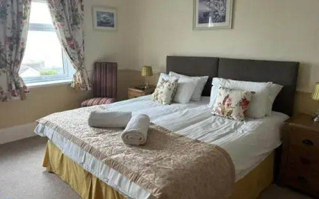 Harbour Lights Guest House