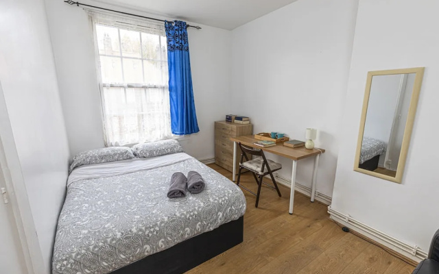Tower Bridge Accommodation - 11