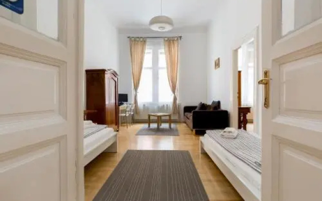 Piano Szimpla Apartment
