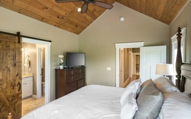 Just Perfect 3 Bedroom Home by Redawning