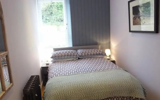 Albert View 1