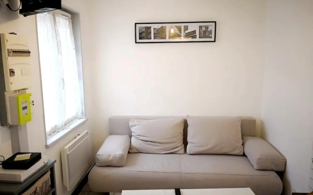 Studio in Montargis, With Wifi