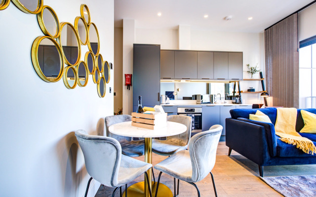 Hybrid Resi Canary Wharf