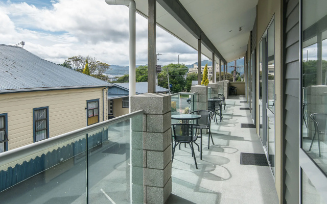 Avana Suites