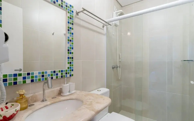 Apt w/ Gourmet Balcony 300m From Beach Cms0202