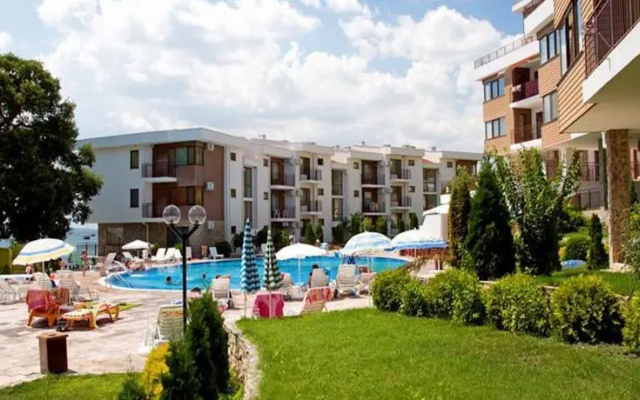 GT Messambria Fort Beach Apartments