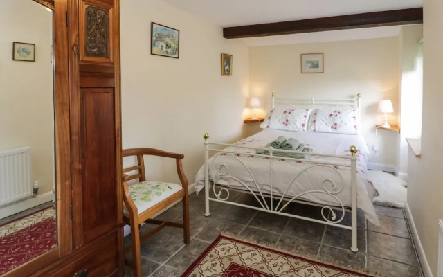 Buzzard Cottage