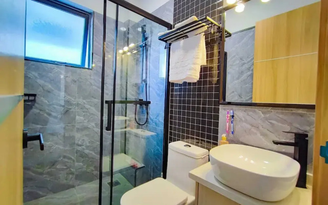 Staroot Residences- Celestial Chalet