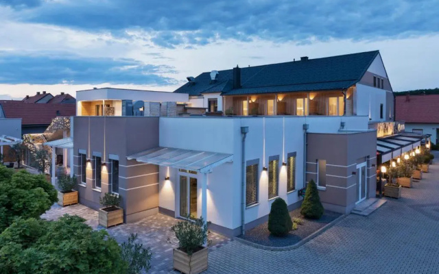 Restaurant & Hotel Dabuki