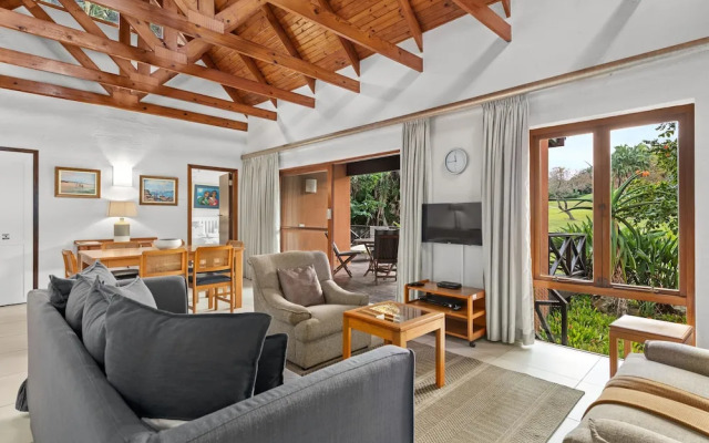 San Lameer Villa Rentals  2707