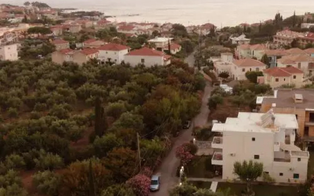 Holiday Home 4 Stars Stoupa
